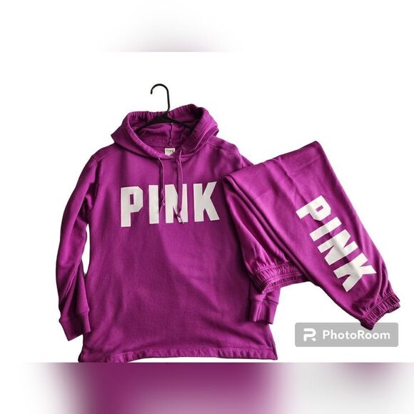 Victoria's Secret Pink sweat Set - Picture 3 of 9
